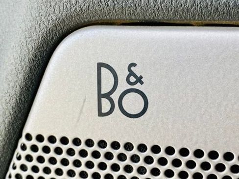 Used 2021 Ford F150 Lariat w/ Max Trailer Tow Package image 18