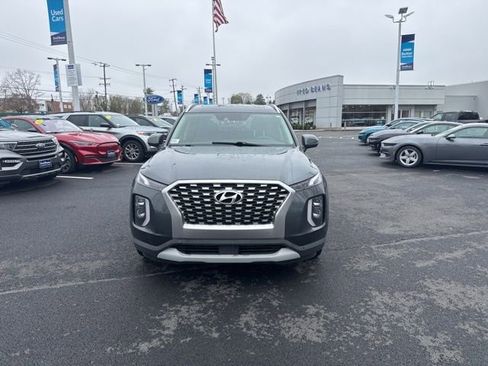 Used 2022 Hyundai Palisade SEL w/ Premium Package image 2