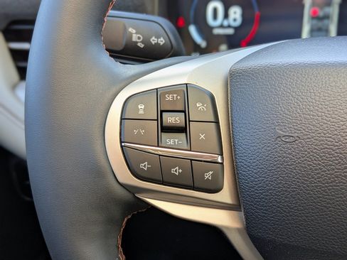 New 2026 Ford Explorer Active w/ Active Comfort Package image 30