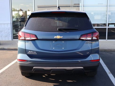Used 2024 Chevrolet Equinox LT FWD image 10
