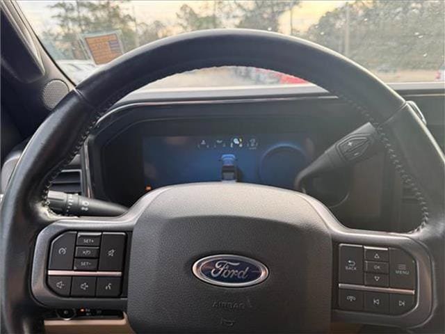 Used 2023 Ford F350 Lariat w/ Chrome Package AWD/4WD image 27