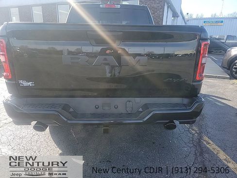 New 2026 RAM 1500 Express image 4