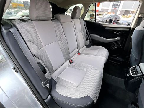Used 2024 Subaru Outback Premium image 21
