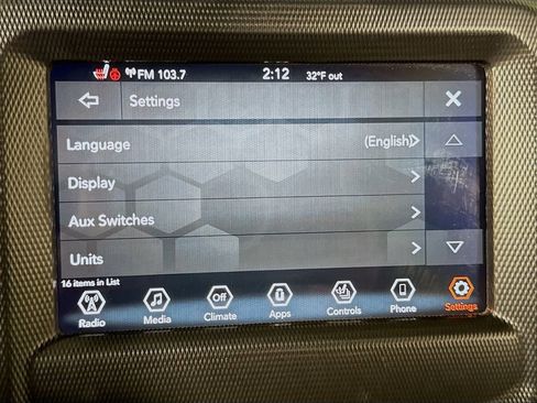 Used 2023 Jeep Wrangler Unlimited w/ Safety Group AWD/4WD image 41