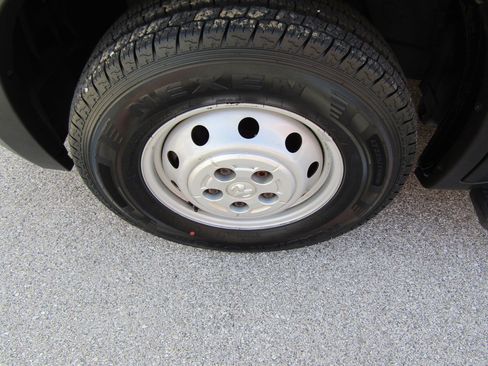 Used 2021 RAM ProMaster 1500 FWD image 9