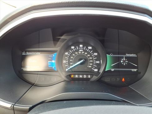 Used 2017 Ford Edge Titanium w/ Equipment Group 301A image 24