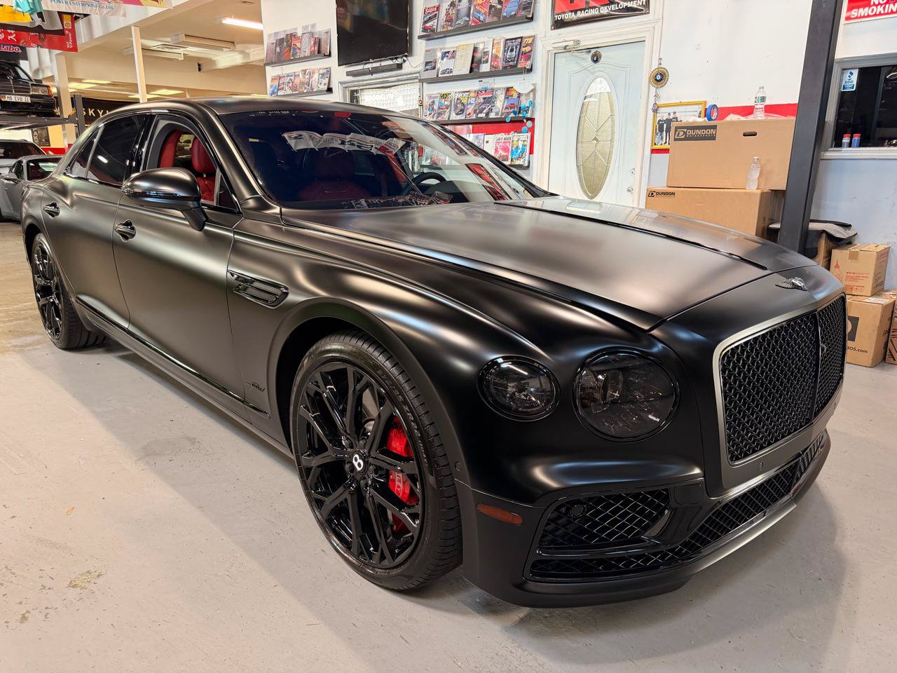 Used 2024 Bentley Flying Spur W12 AWD/4WD image 3