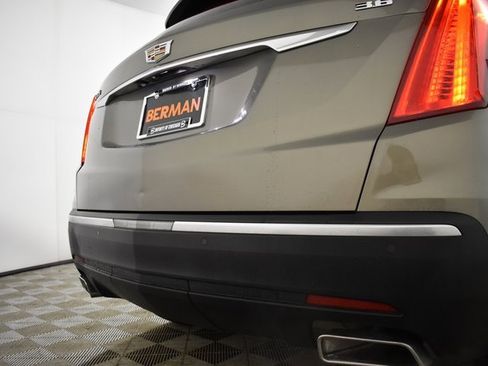 Used 2018 Cadillac XT5 Luxury w/ Driver Awareness Package image 41