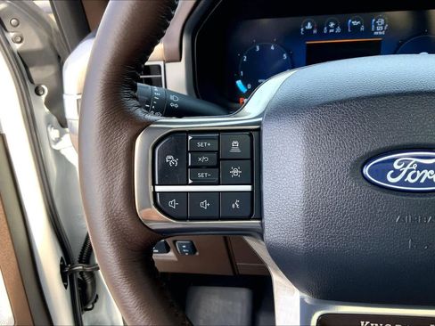 Used 2025 Ford F150 King Ranch w/ FX4 Off-Road Package image 21