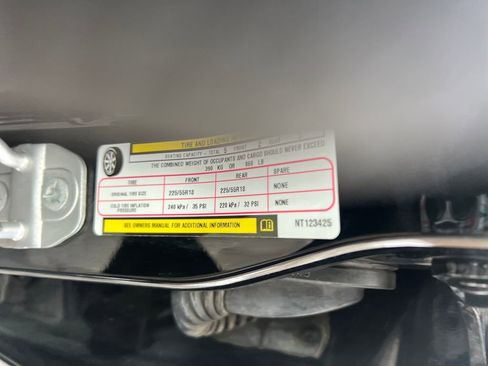 Used 2022 Jeep Compass Limited image 30