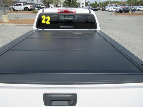 Used 2022 GMC Canyon AT4 AWD/4WD image 29
