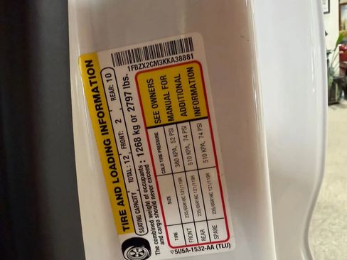 Used 2019 Ford Transit 350 XL image 57