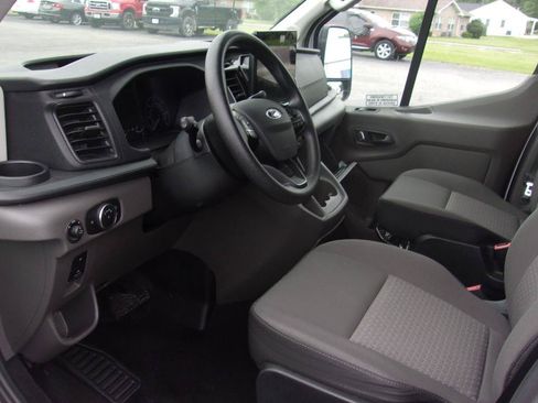 Used 2024 Ford Transit 350 XLT RWD image 3