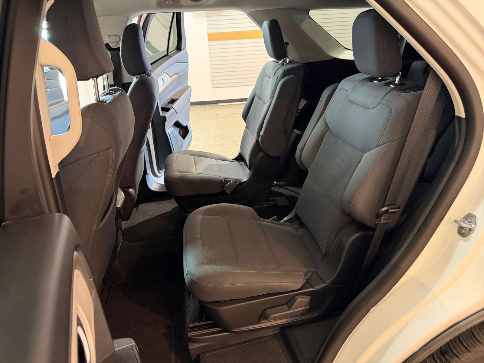Used 2026 Ford Explorer Active AWD/4WD image 40
