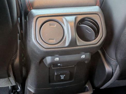 New 2026 Jeep Wrangler Unlimited Rubicon image 24