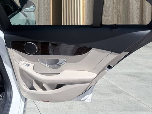 Used 2018 Mercedes-Benz C 300 Sedan image 45