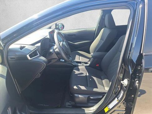 Certified 2024 Toyota Corolla LE FWD image 11