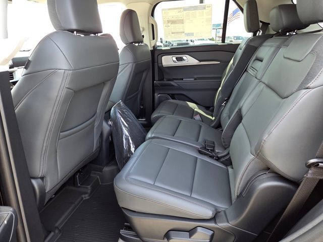 New 2026 Ford Explorer Active w/ Active Comfort Package RWD image 5