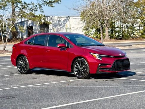Used 2024 Toyota Corolla SE image 10