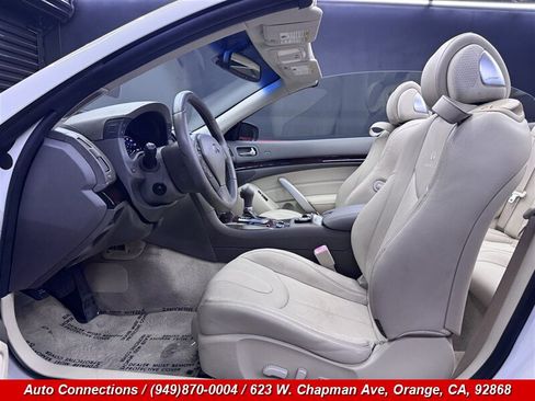 Used 2010 INFINITI G37 Convertible w/ Premium Pkg RWD image 6