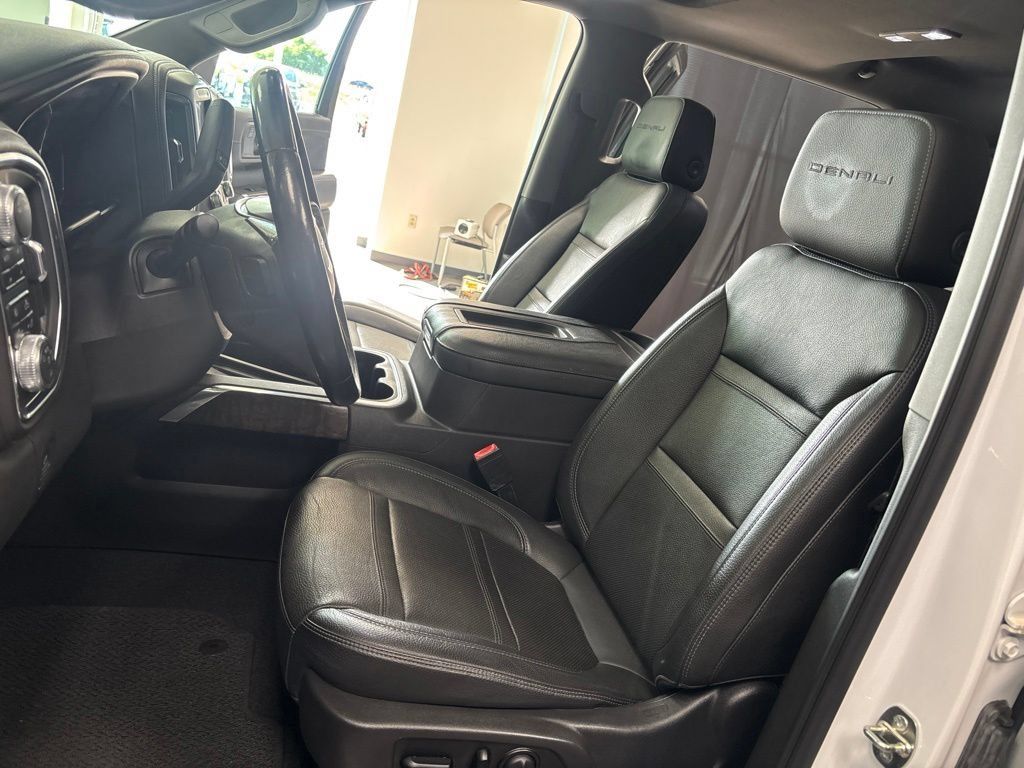 Used 2020 GMC Sierra 1500 Denali AWD/4WD image 36