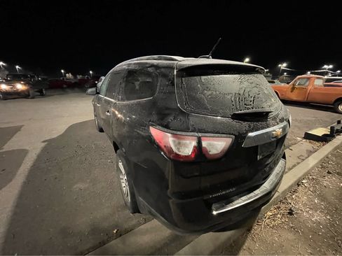 Used 2017 Chevrolet Traverse LT image 4