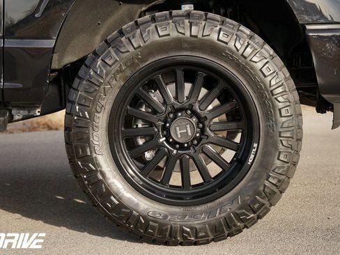 Used 2022 Ford F150 XLT w/ Equipment Group 302A High image 14