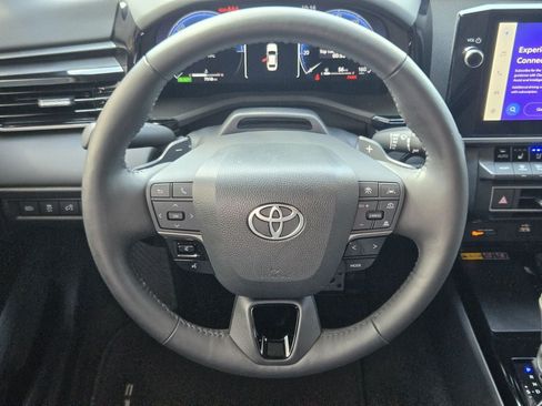 Used 2025 Toyota Camry XSE w/ Premium Plus Package AWD/4WD image 14