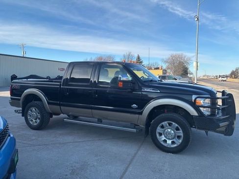 Used 2014 Ford F350 King Ranch w/ King Ranch w/Chrome Package image 5
