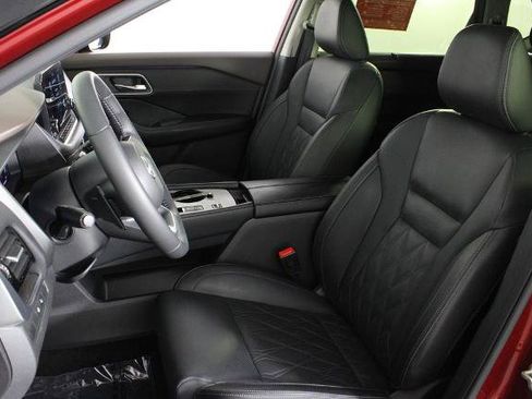 Certified 2023 Nissan Rogue Platinum w/ Platinum Premium Package FWD image 21