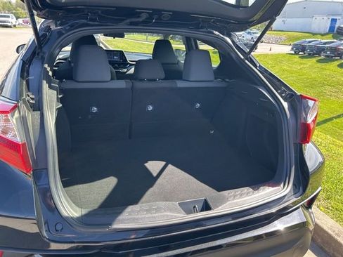 Used 2021 Toyota C-HR Nightshade image 11