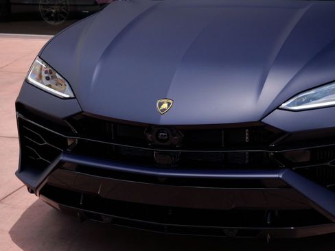 Used 2025 Lamborghini Urus SE image 10