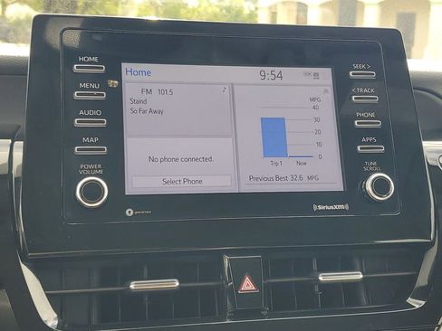 Used 2024 Toyota Camry LE w/ Convenience Package image 17