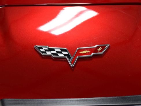 Used 2009 Chevrolet Corvette Coupe w/ Preferred Equipment Group RWD image 16