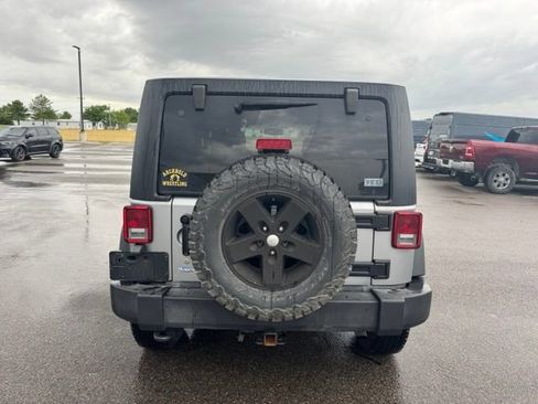 Used 2017 Jeep Wrangler Unlimited Sport w/ Quick Order Package 24S AWD/4WD image 6