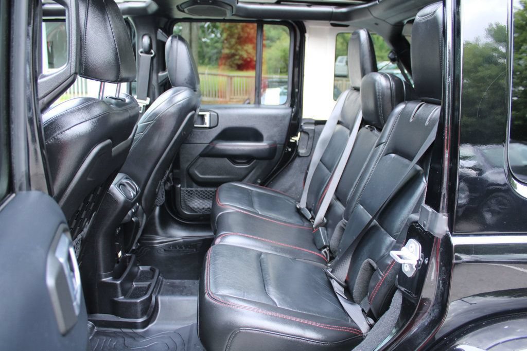 Used 2018 Jeep Wrangler Unlimited Rubicon AWD/4WD image 35