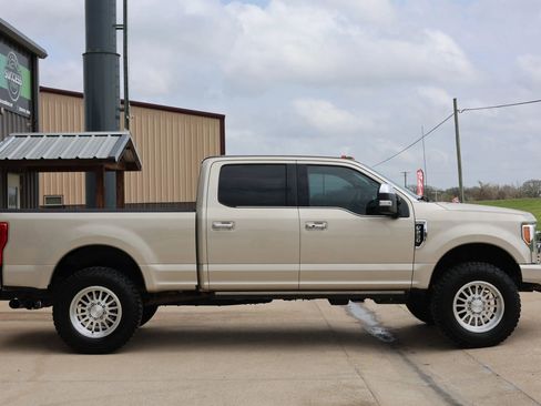 Used 2017 Ford F250 King Ranch w/ King Ranch Ultimate Package image 2
