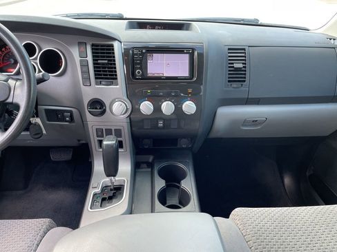 Used 2013 Toyota Tundra 2WD CrewMax w/ SR5 Pkg image 11