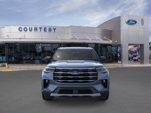 New 2026 Ford Explorer Active w/ Active Comfort Package image 6