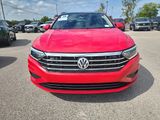 Used 2019 Volkswagen Jetta SEL w/ Cold Weather Package image 2