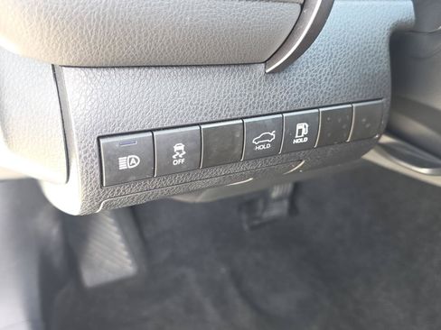Used 2023 Toyota Camry SE w/ Convenience Package AWD/4WD image 20