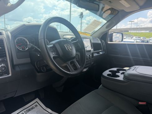 Used 2014 RAM 1500 Express AWD/4WD image 29