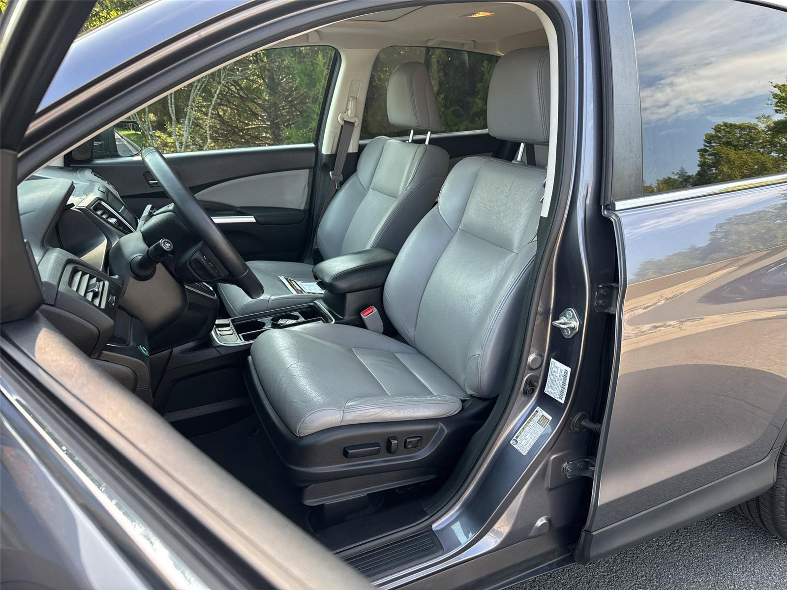 Used 2015 Honda CR-V EX-L image 24