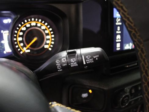 Used 2024 Jeep Wrangler Sport AWD/4WD image 36