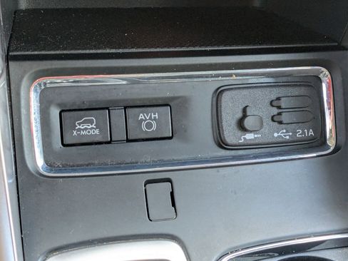 Used 2020 Subaru Ascent Limited w/ Technology Package image 27