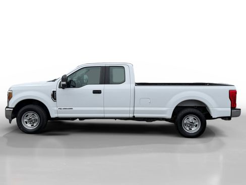 Used 2019 Ford F250 XL w/ XL Value Package image 2