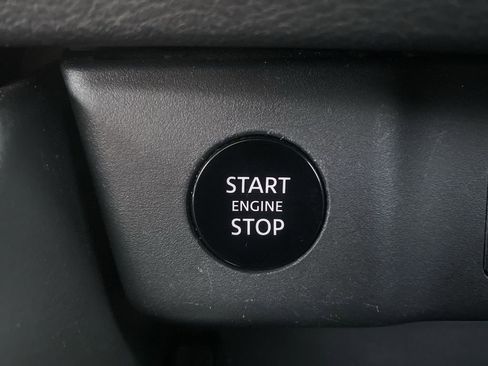 Certified 2024 Nissan Rogue SV image 21