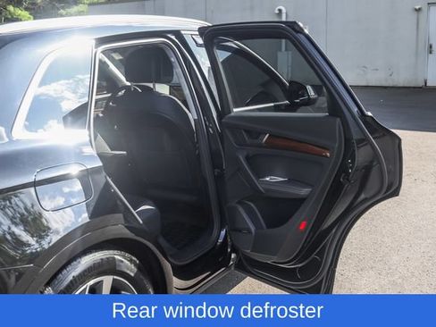Used 2023 Audi Q5 2.0T Premium Plus w/ Premium Plus Package AWD/4WD image 21