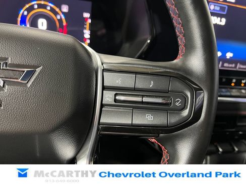 Used 2023 Chevrolet Colorado Z71 w/ Z71 Convenience Package 2 AWD/4WD image 16