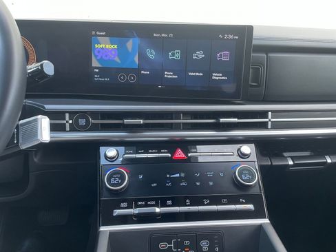 Used 2025 Hyundai Santa Fe SEL image 17